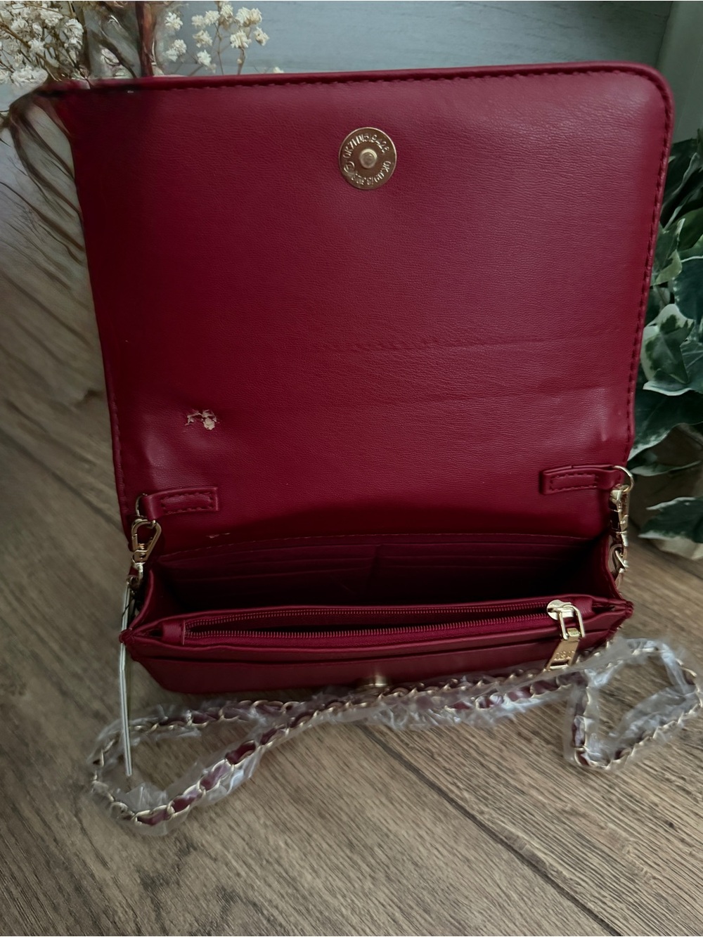 Badgley Mischka Small Brick Red VL Pleated Crossbody Clutch - NWT - Picture 8 of 10
